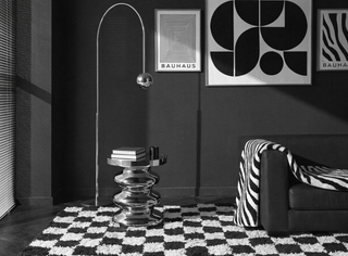 Monochrome