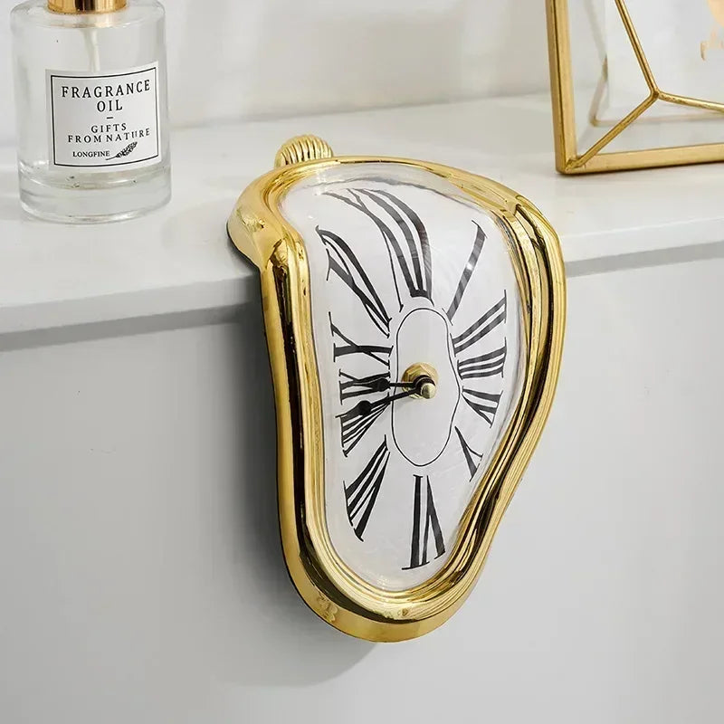 Novel Distorted Melting Shelf Clock