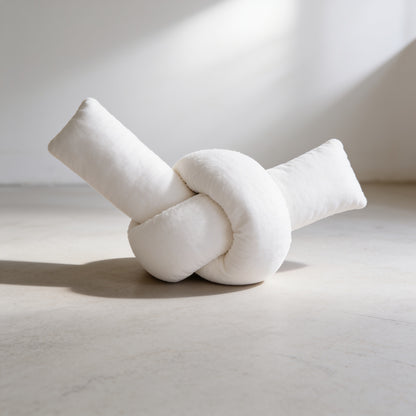 Chain Pillow 60cm White Knot