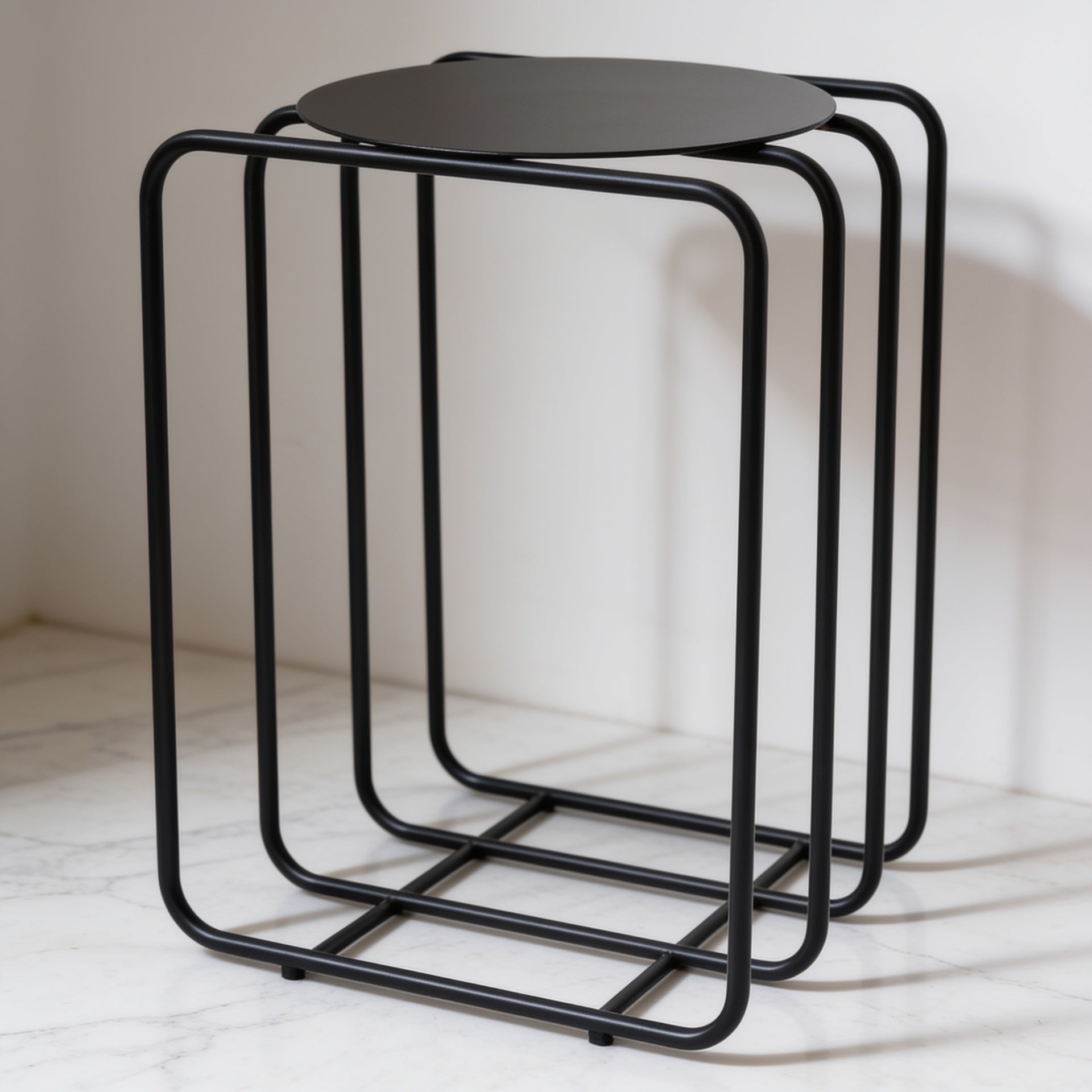 Minimalist Iron Art Side Table — Black